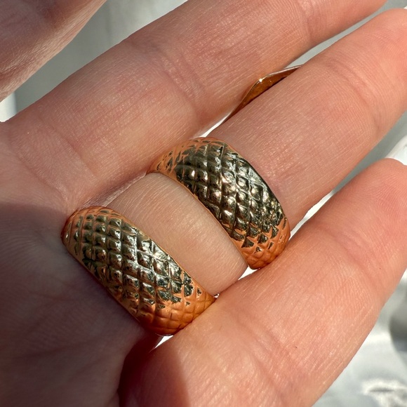 New Anthropologe sepentiGold Snake Ring - Picture 4 of 11